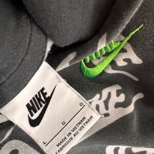 Nike Black and gray Graphic Hoodie and sweatpants set